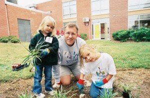 family volunteering, volunteering